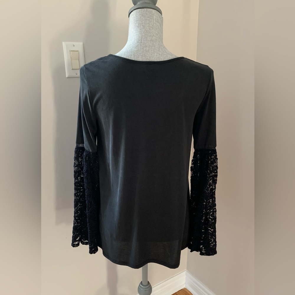 Design Lab Sweater - Picture 2 of 6